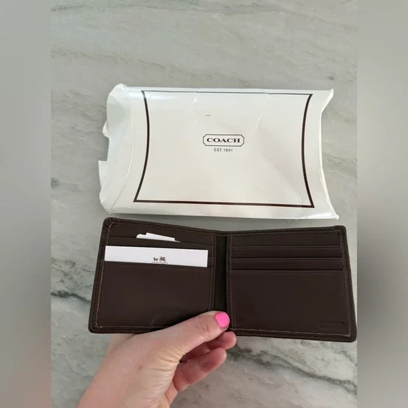 Coach Men's Slim Navy and Brown Signature  Wallet - Picture 3 of 7